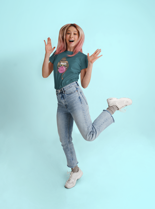 "Lady Chewing Gum" - Unisex Shirt
